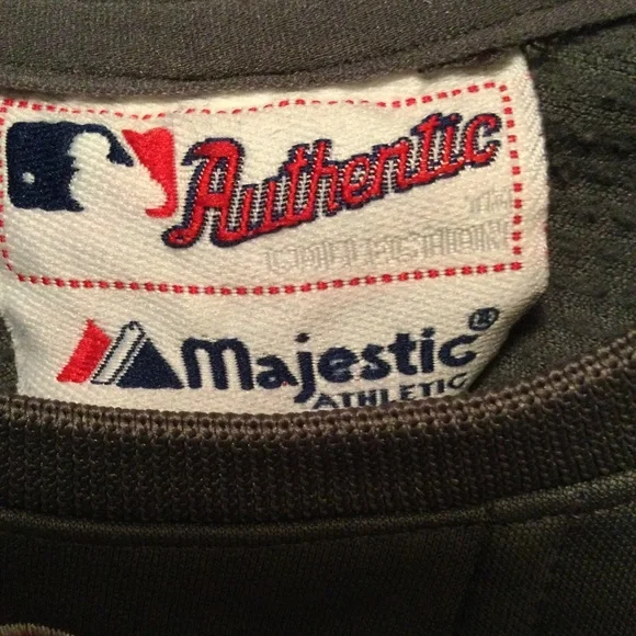 Authentic MLB Boston Red Sox Majestic Brand Shirt - Picture 3 of 5